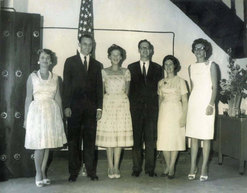 Project Mercury staff and American diplomates